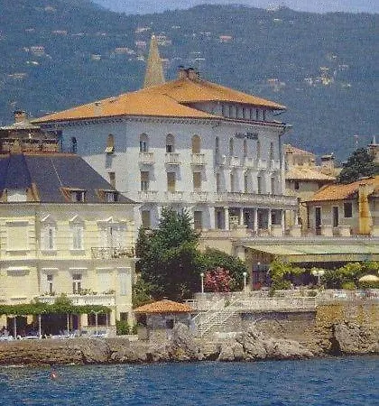 Apartment At Sea *